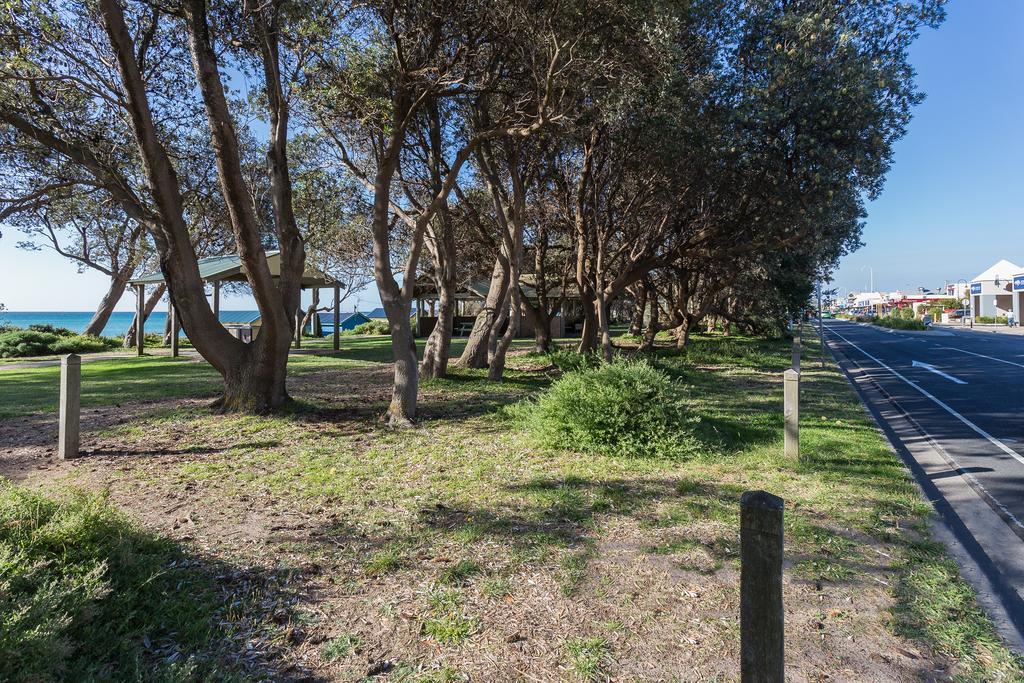 Seaside Apartment Getaway Dromana Eksteriør billede
